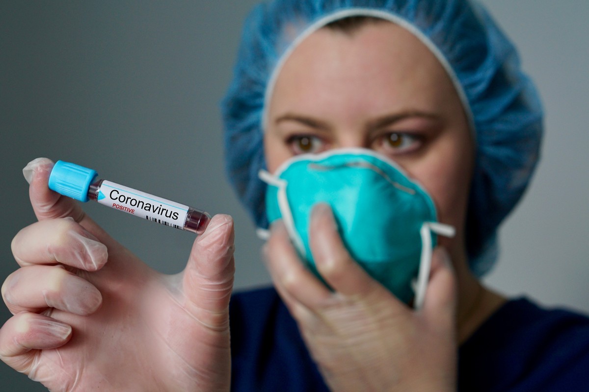 Привитые от коронавируса могут заразиться «бразильским штаммом»