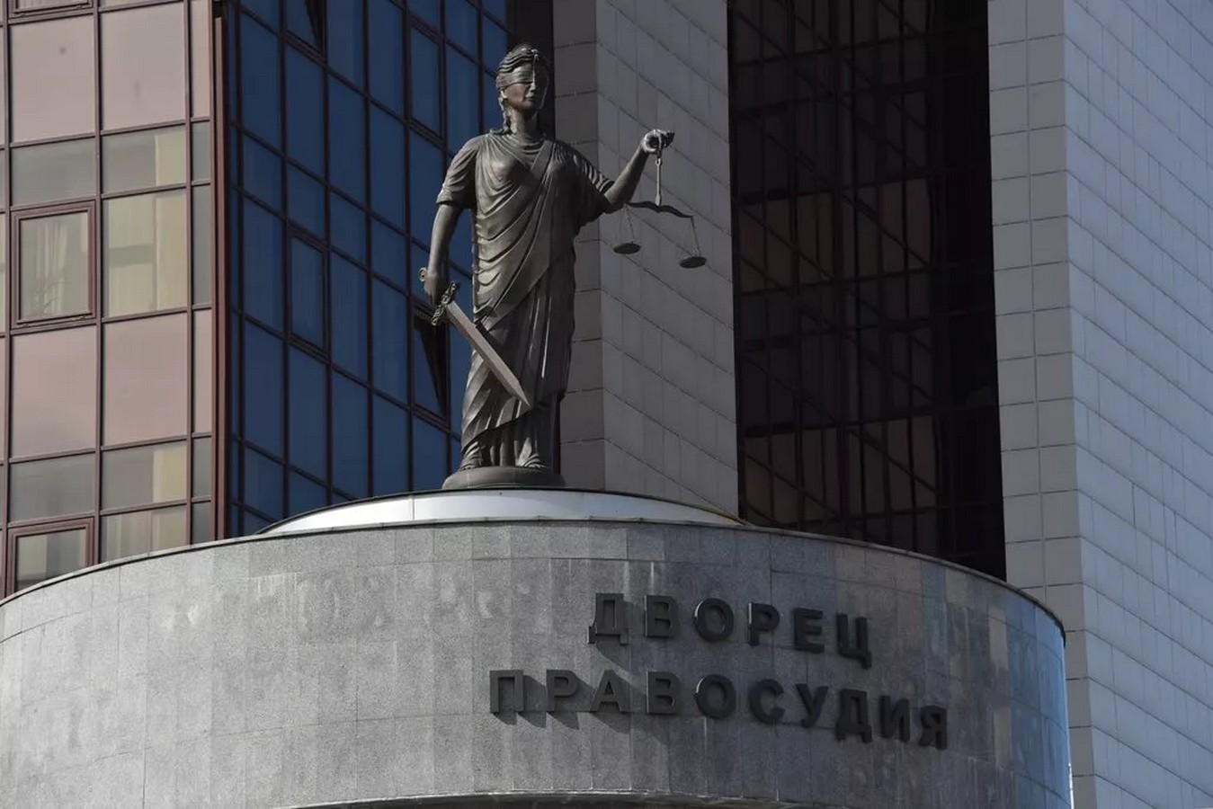 Упразднят пять районных судов в Свердловской области